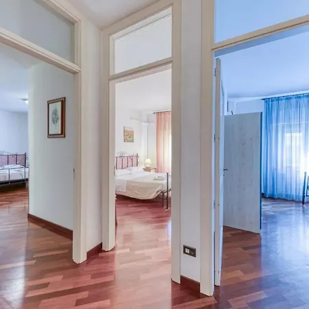 Guardiana Del Castello Otranto