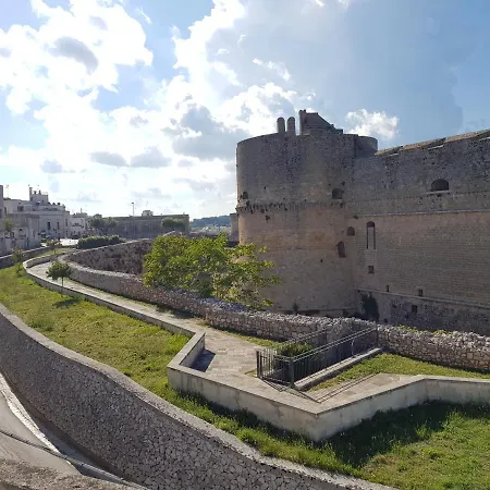 Guardiana Del Castello Feriehus Otranto