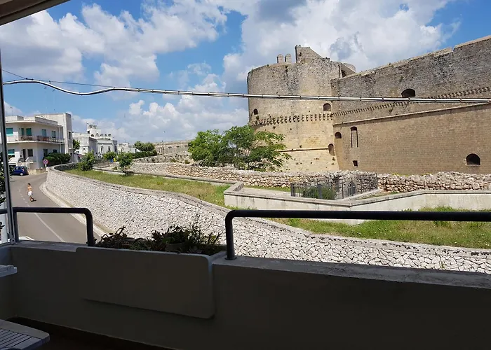 Guardiana Del Castello Otranto