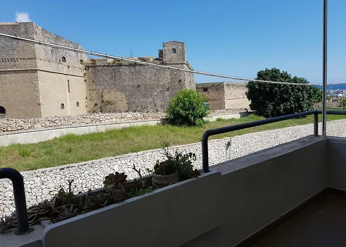 Guardiana Del Castello * Otranto